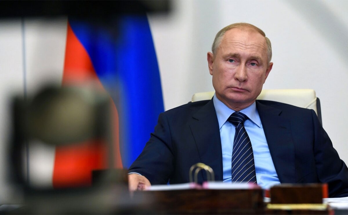 Песков высказался о здоровье Путина после кашля президента на совещании
