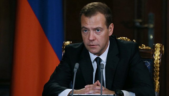 Премьер-министр России Медведев высказался о смерти Чуркина: он бескомпромиссно отстаивал интересы государства 