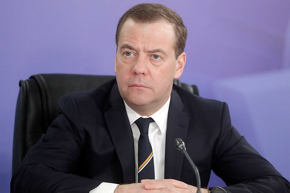 ​В России может появиться четырехдневная рабочая неделя – Медведев сделал важное заявление