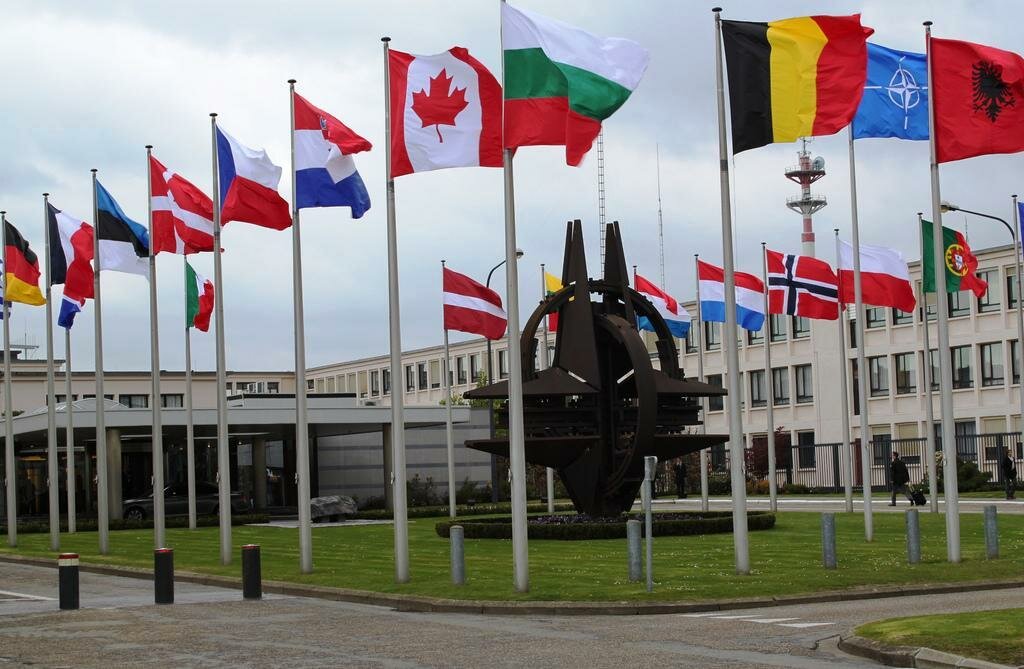 Россияне, украинцы и белорусы рассказали, как они относятся к НАТО
