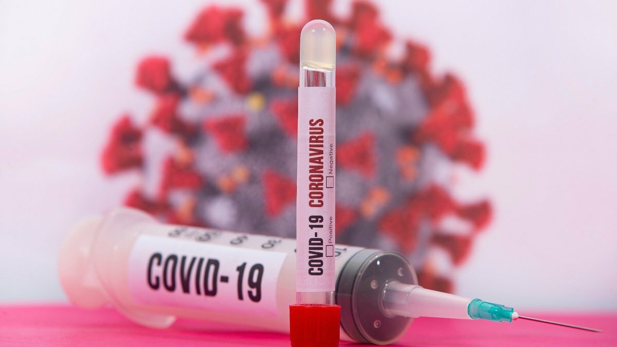 ​Россия представила первый и единственный в мире препарат против COVID-19 “Лейтрагин”