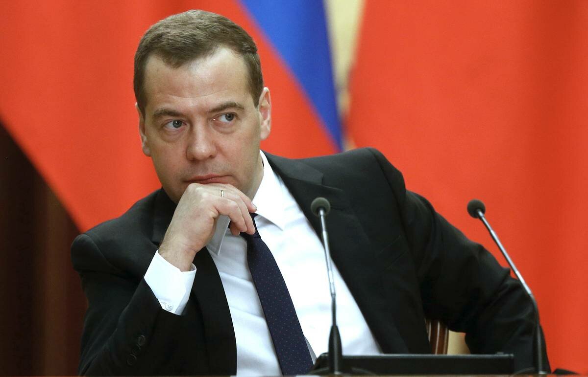 ​Медведев высказался о санкциях со стороны Запада