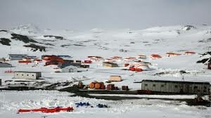 ​В Антарктиде полярники серьезно повздорили из-за книги: поножовщина на станции "Беллинсгаузен"