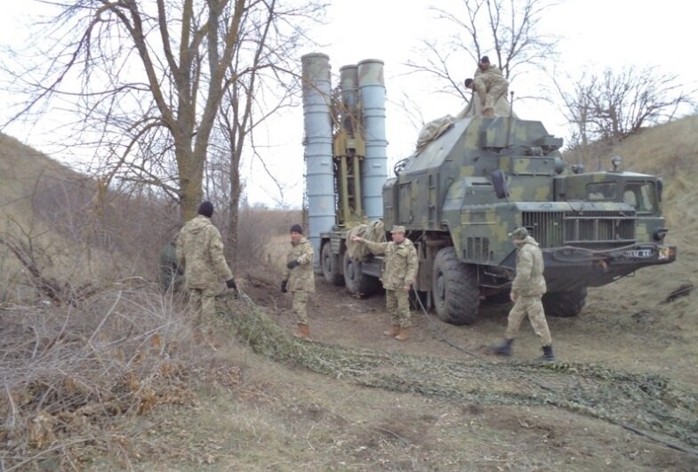 Украина окружила Донбасс установками С-300 – причина