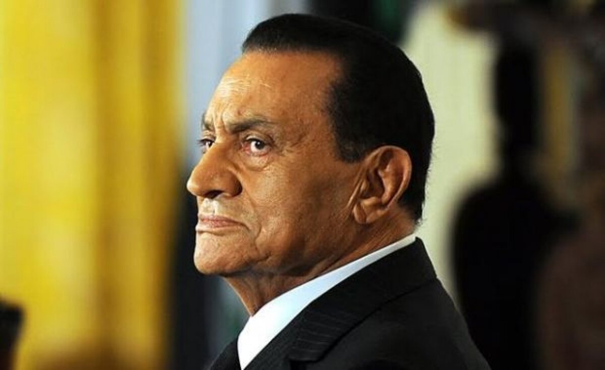 Ушел харизматичный лидер: СМИ сообщили о смерти экс-главы Египта Мубарака