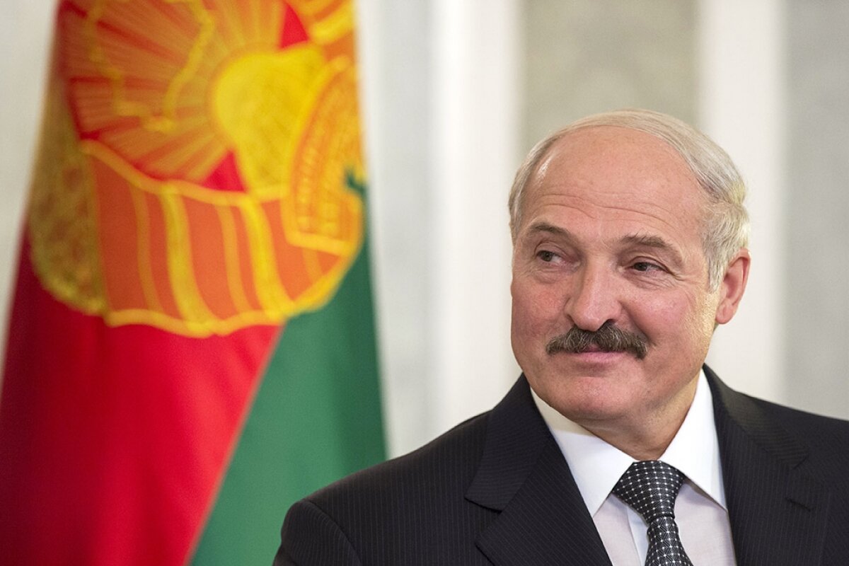 Лукашенко высказался насчет западных санкций: "Чего мы паримся"