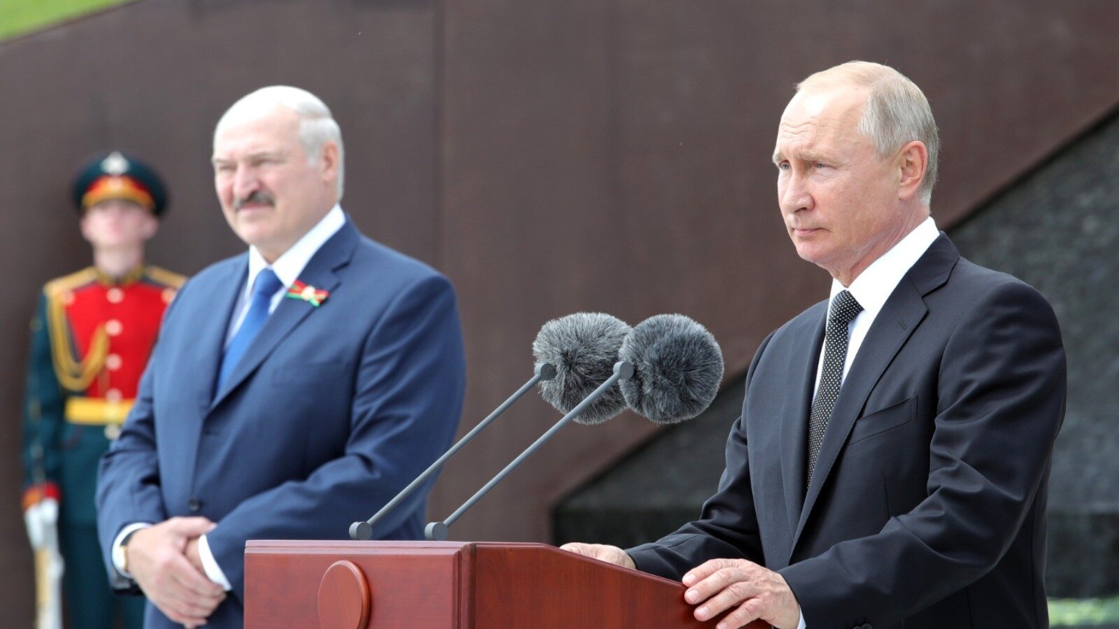 ​Путин дважды за день высказал позицию России по ситуации в Белоруссии