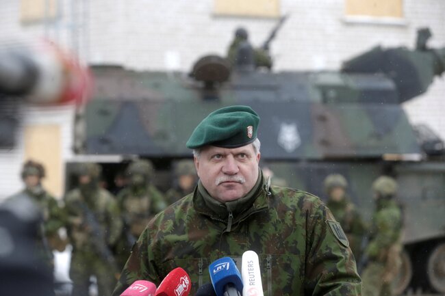 Министр обороны Литвы обвинил Россию в отработке вариантов "нападения" на страны Балтии