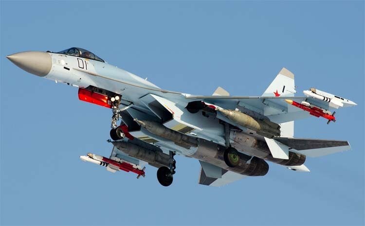 Эксперт сравнил смертельно опасный российский Су-35 с американским истребителем F-16