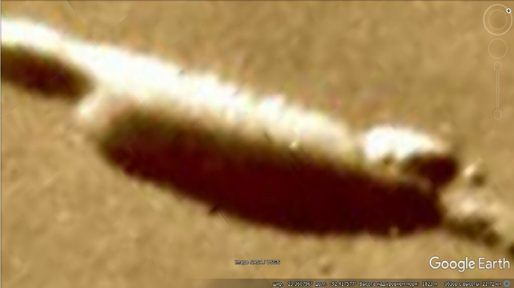 Российский уфолог обнаружил на Марсе 18-километровый звездолет пришельцев – кадры 