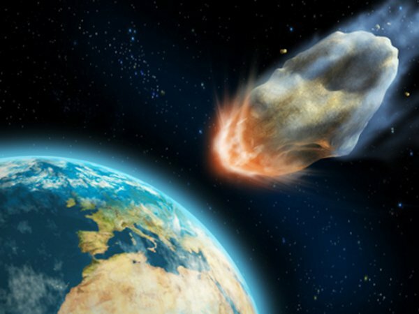 ​NASA представило уникальные снимки астероида "бегемота", пролетающего возле Земли