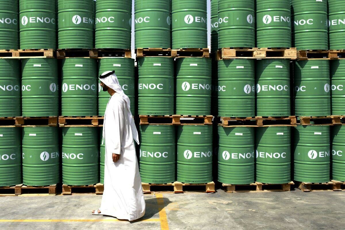 ​Нефти много, но ее никто не покупает: Саудовская Аравия продолжает наращивать темпы добычи