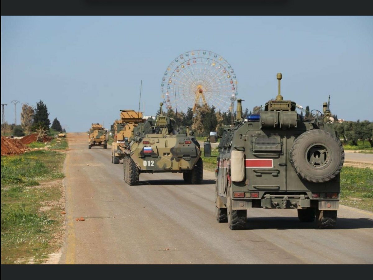 ​Момент подрыва СВУ на пути российского патруля в провинции Идлиб попал на кадры