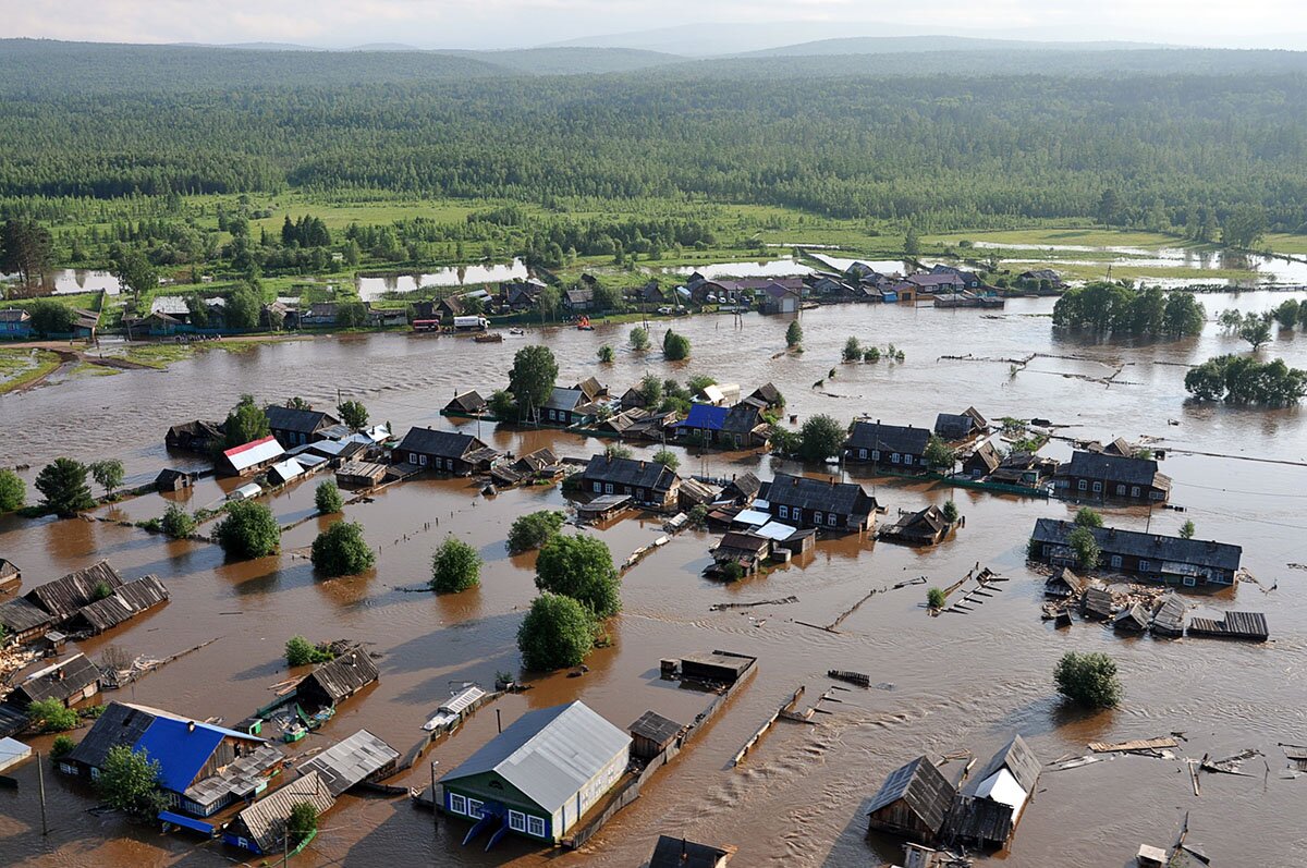 ЧС в Иркутской области: сильный паводок привел к масштабным разрушениям - пострадали люди