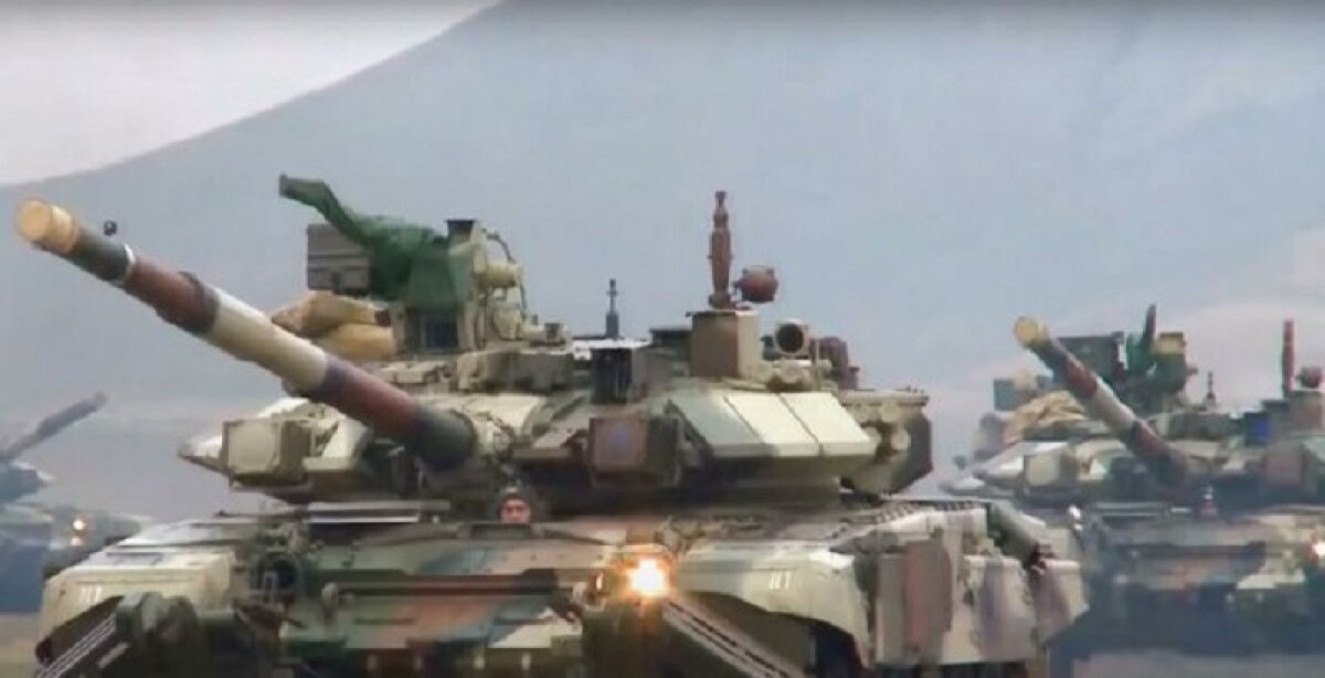 Армения нанесла ответный удар по Азербайджану, подбив танк противника