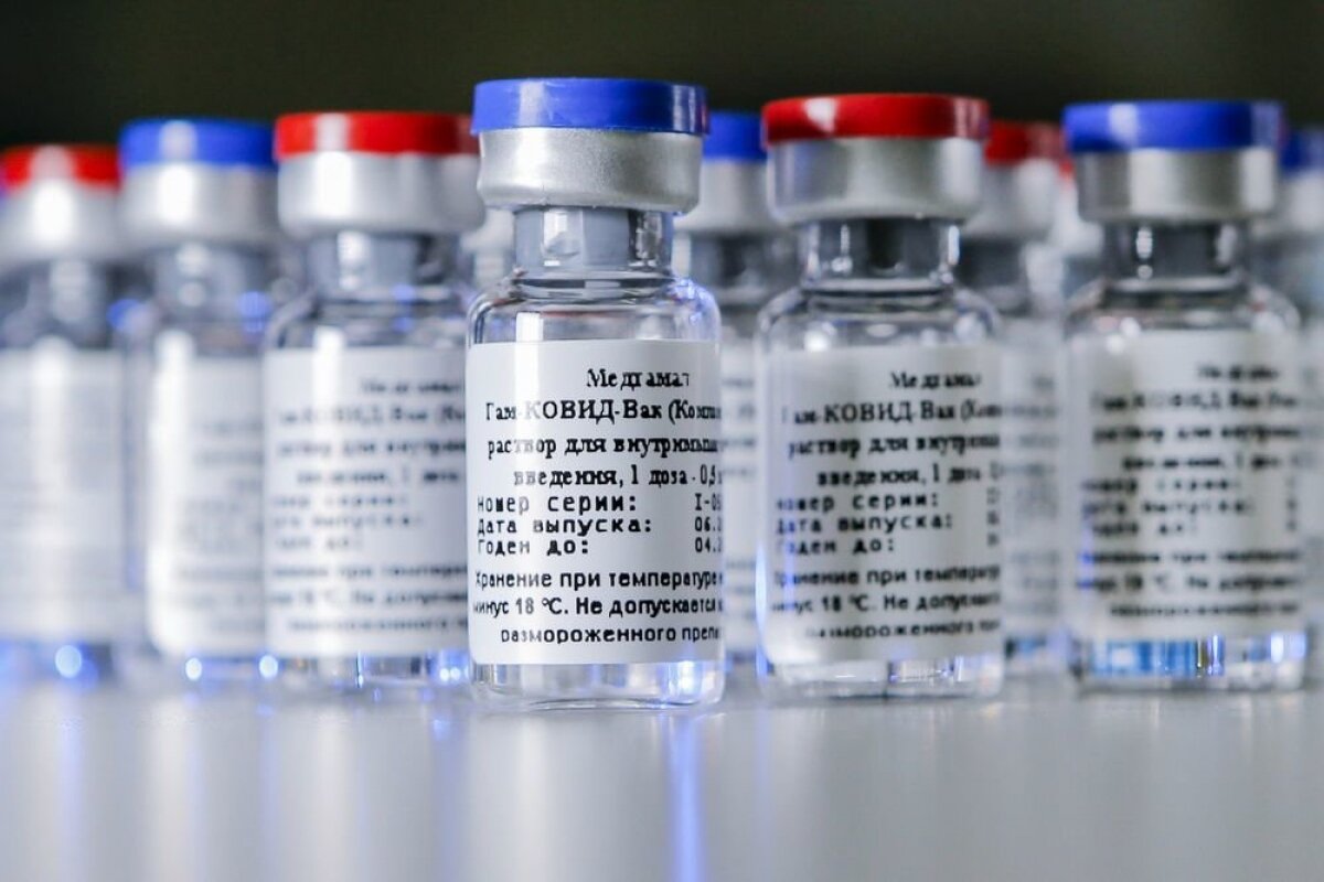 Кабмин Украины своим постановлением запретил регистрацию российских вакцин