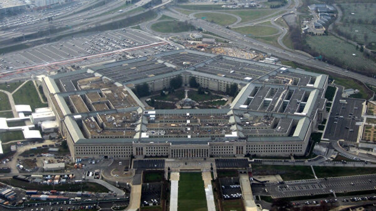 "Преимущество США над Россией и Китаем подорвано", - в Пентагоне испугались усиления конкурентов