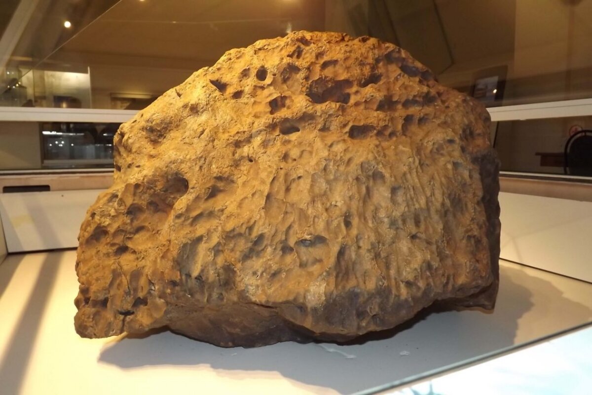 челябинский метеорит, открылся купол, музей, урал, причина