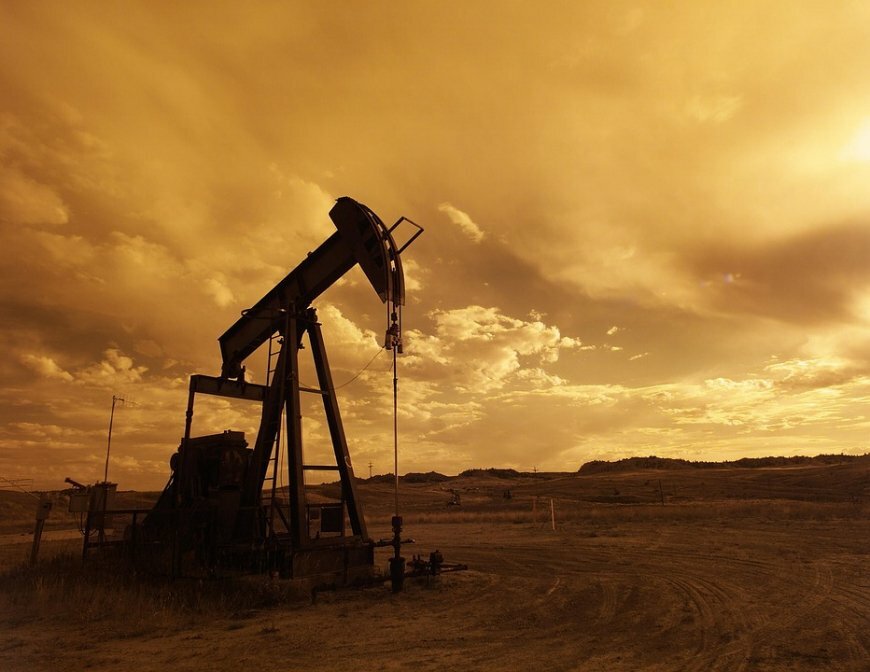Крах королевства саудитов продолжается: нефтедолларовые богатства Саудовской Аравии тают на глазах 