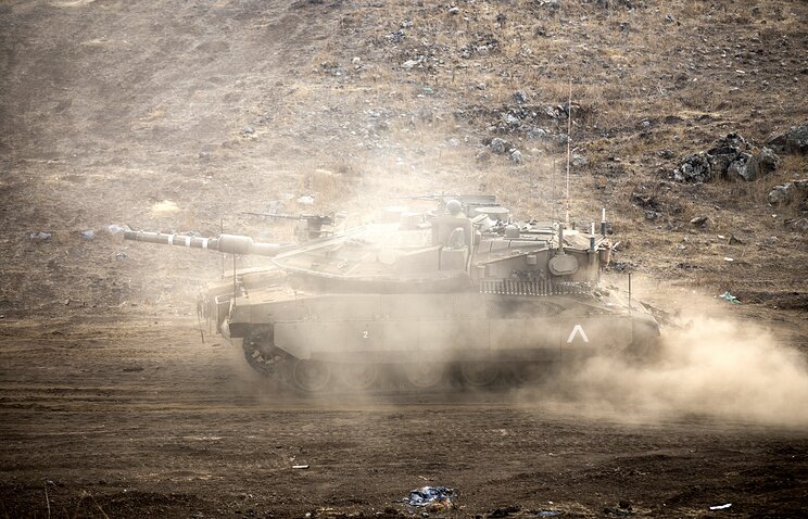 Мощная "обратка": Израиль поразил три позиции сирийской армии, озвучив предупреждение
