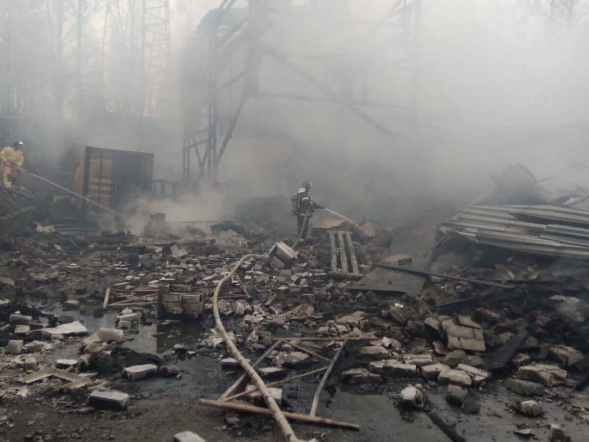 Взрыв на заводе "Эластик" в Рязанской области: спасатели нашли 12 тел погибших