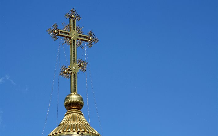 ​Отбили голову и сломали ребра: на Украине священнослужители не поделили храм и устроили драку - кадры