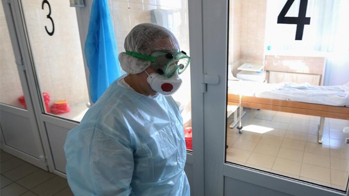 В России за сутки выявлено почти 800 случаев коронавируса, умерли уже 30 человек