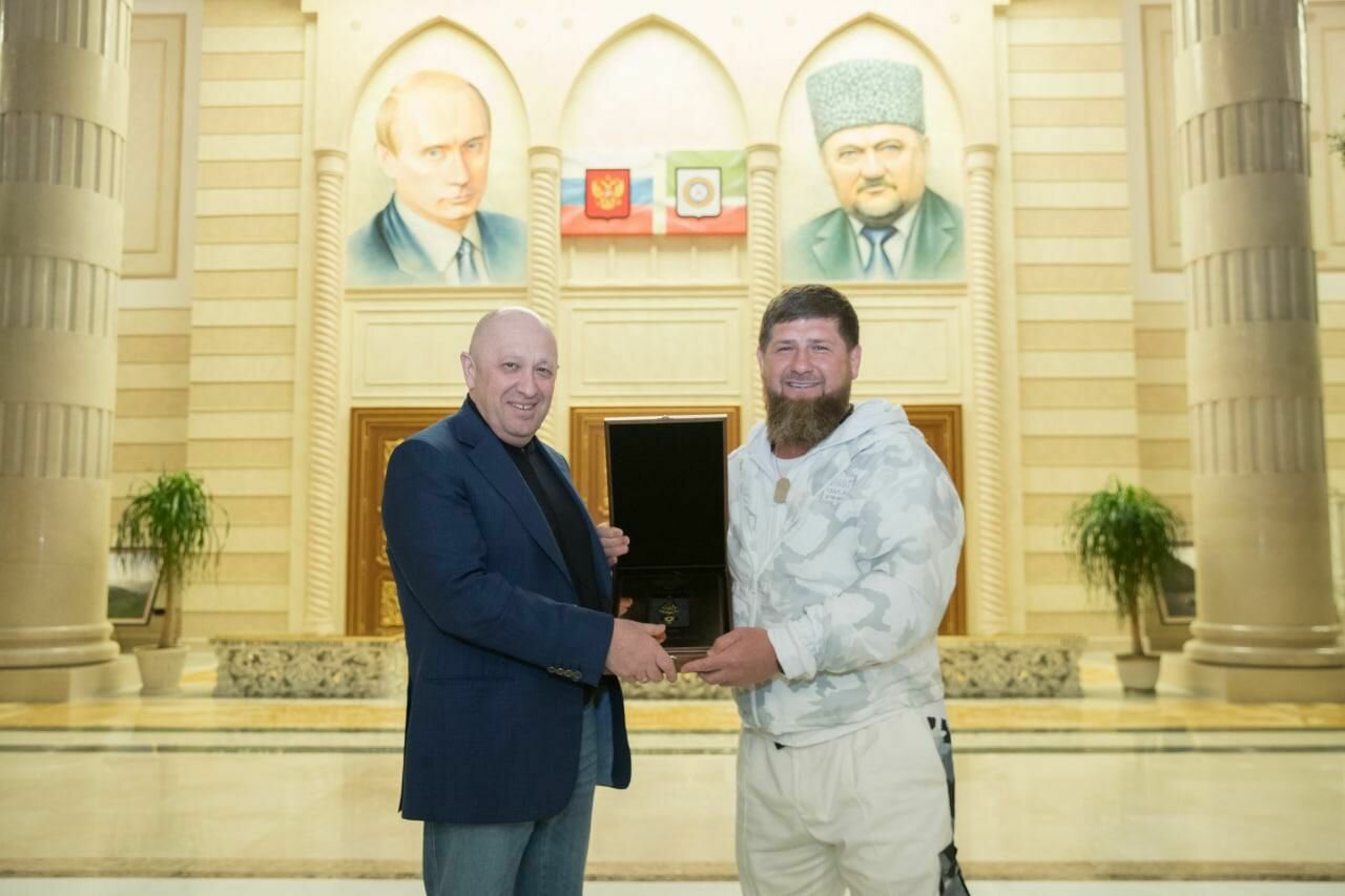 Кадыров потребовал от ФБР четверть миллиона долларов наличными в чемодане: "Более легких денег от США сложно представить"