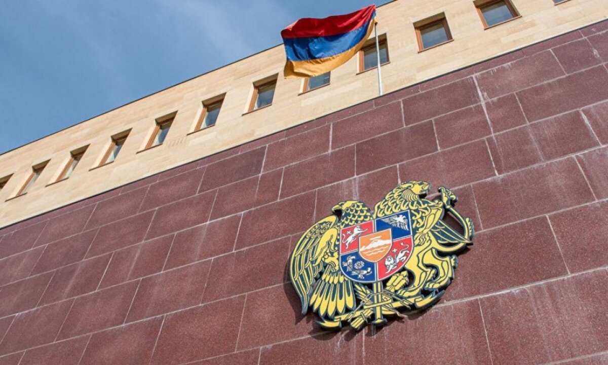 Армия Армении озвучила свою позицию в противостоянии власти и оппозиции 