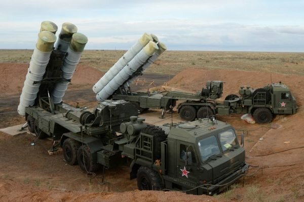 Российские С-400 будут защищать еще одну страну: принято решение о покупке оружия
