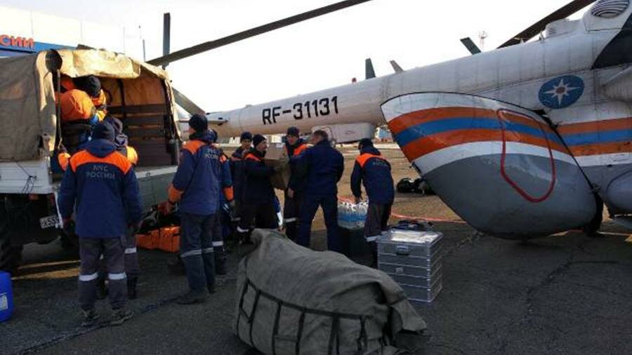 ​Трагедия в Красноярском крае: МЧС России ведет спасательно-поисковые работы после прорыва дамбы - кадры