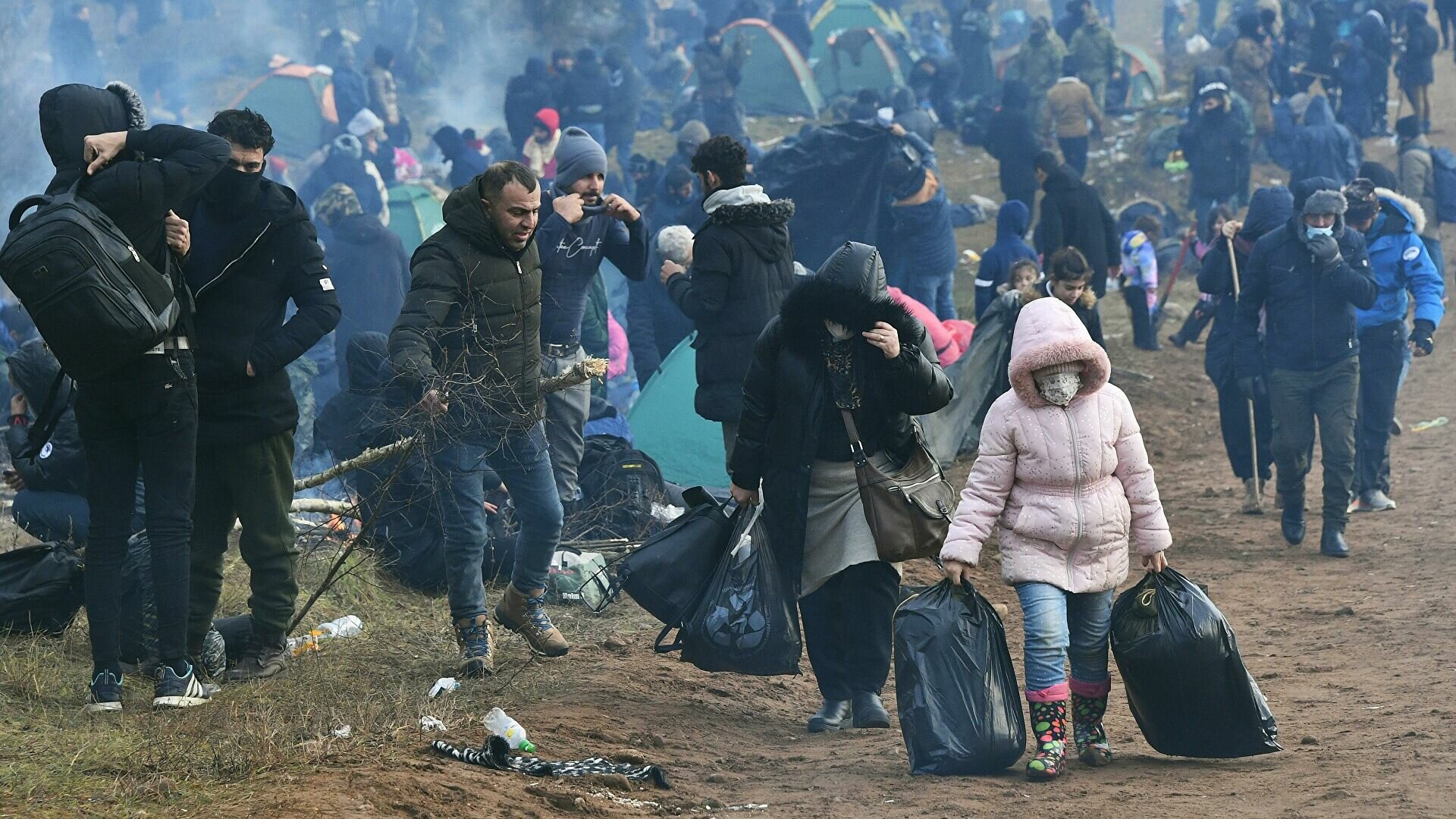 "Готовы ответить", – Россия выступила против Польши из-за мигрантов в Белоруссии