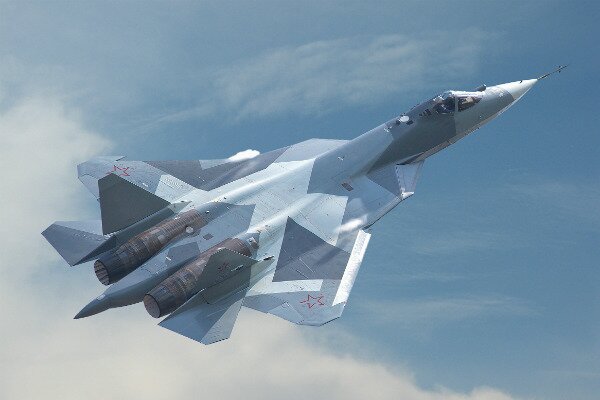 Новая эра российской авиации: почему Су-57 на вооружении армии сделает Россию неуловимой в небе