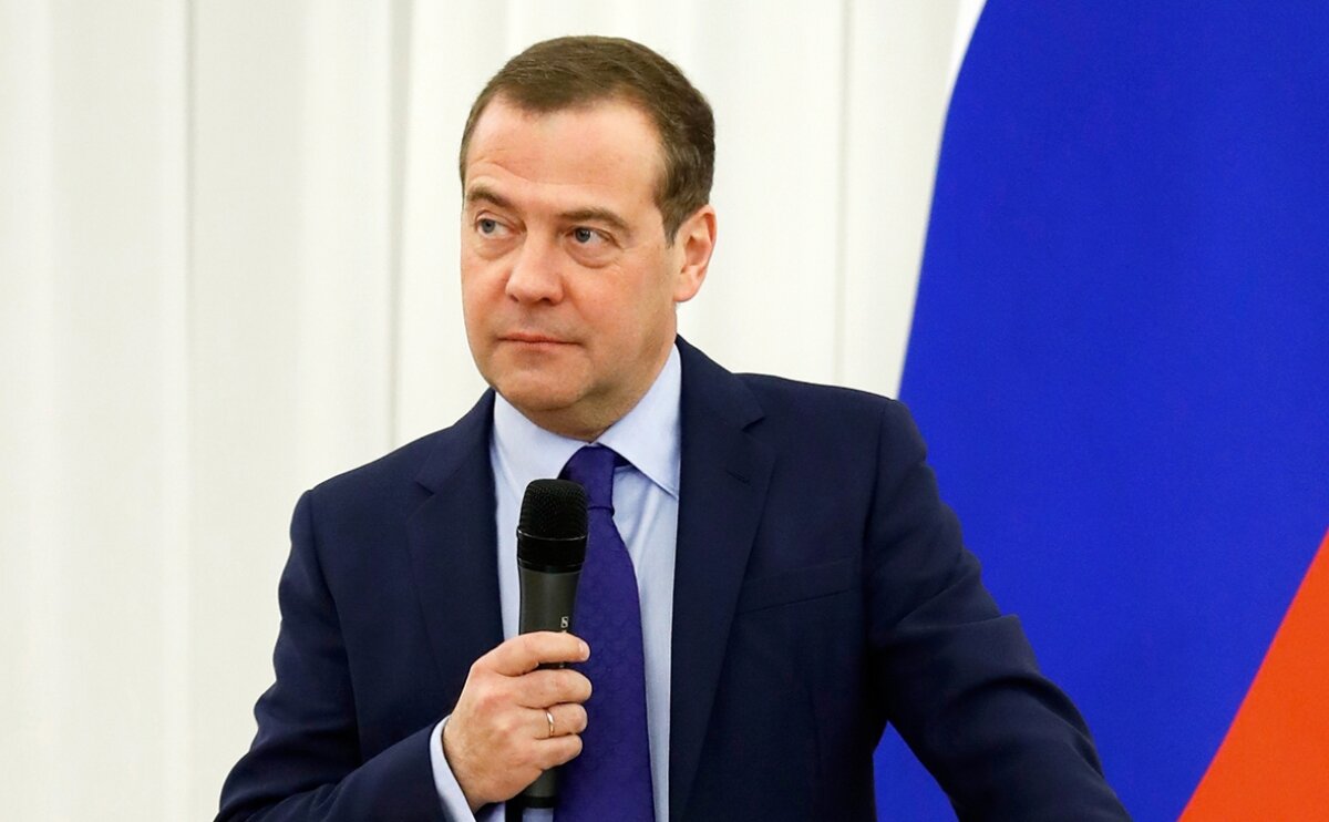 ​Схема, как в США: Медведев собирался реформировать власть - СМИ