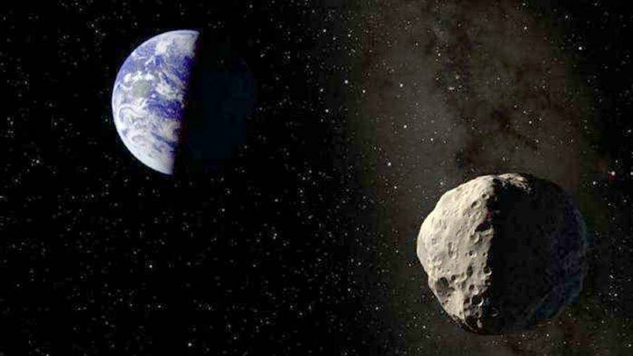 На Землю со страшной скоростью мчатся 4 астероида: что угрожает планете