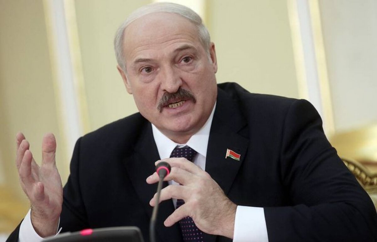 "Россия вся полыхает", - Лукашенко нервно отреагировал на закрытие границ РФ и Белоруссии