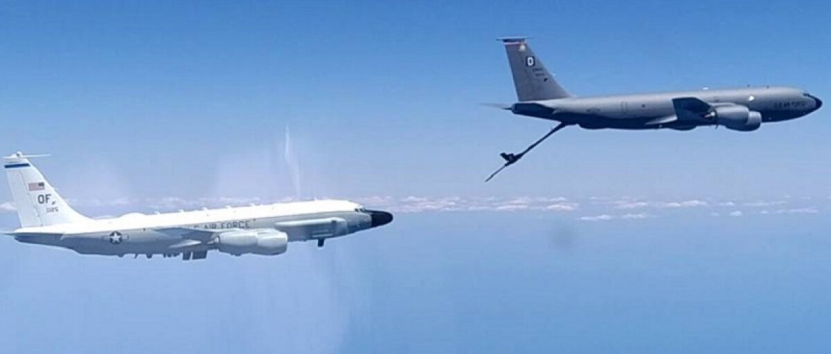 Американскому "Посейдону" не дали покорить Черное море: Су-30 перехватил самолеты США