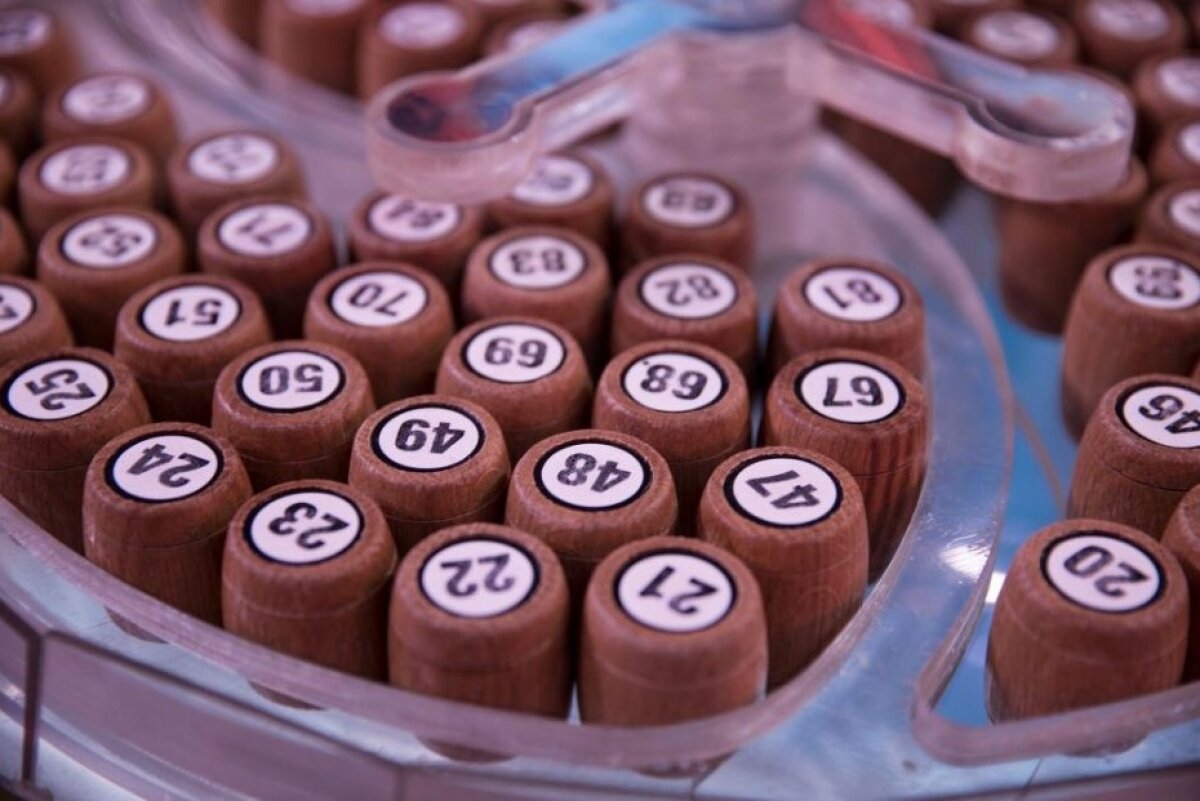 Армен Саркисян и его лотерейный бренд «Столото» в преддверии главного новогоднего розыгрыша.