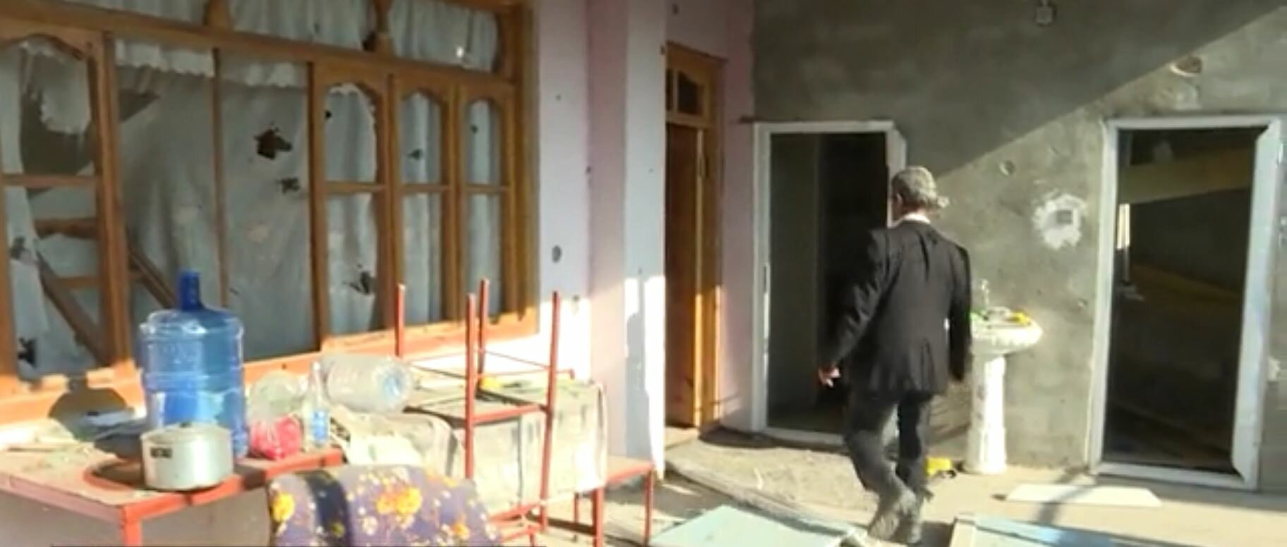 Азербайджанцы Агдамского района остались без крыш над головой в прифронтовой зоне Карабаха