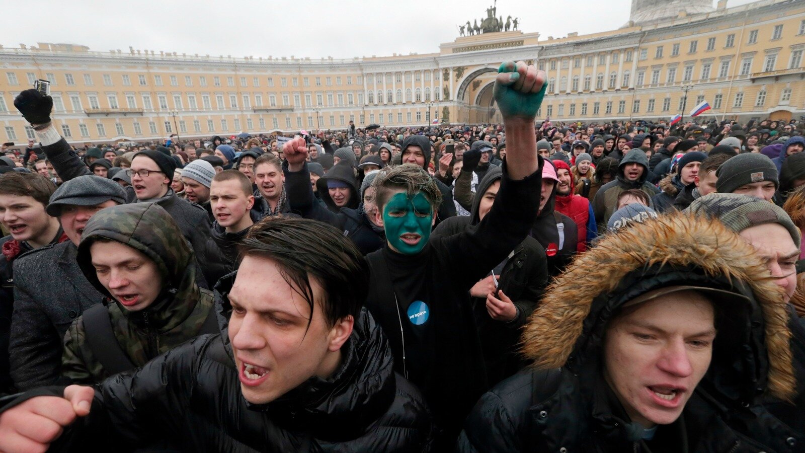 Стало известно, что предлагают делать с иностранными активистами на незаконных митингах в России