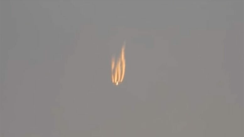 Стремительно падающий НЛО: в Польше увидели крушение горящего объекта – кадры 