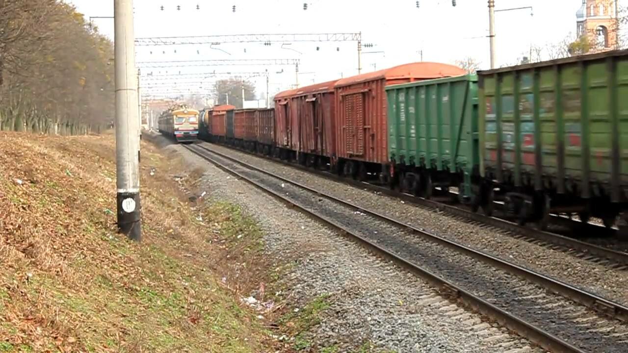 ​Жуткая смерть под колесами поезда: машинист сделал все возможное для предотвращения трагедии