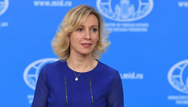 Захарова предупредила Украину о последствиях в случае введения виз с Россией
