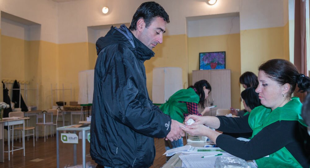 Президентские выборы в Грузии: экзитполы дают противоречивые результаты 
