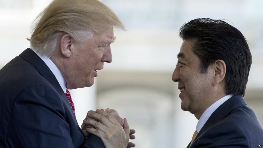 Трамп и Абэ призвали к быстрому и решительному ответу на действия КНДР 
