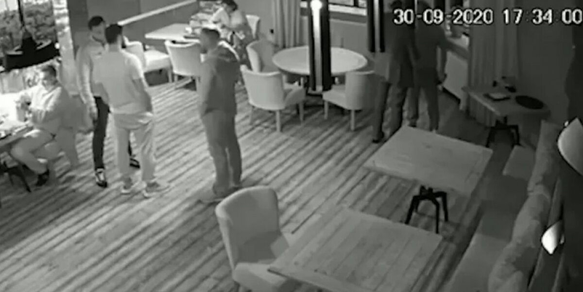 Мужчина с заточкой атаковал Саакашвили в киевском ресторане 