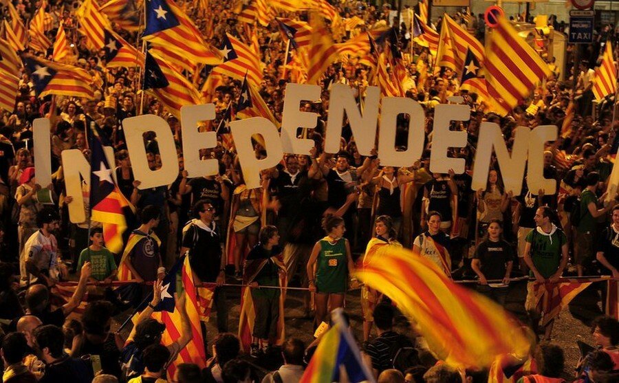 Напряжение не ослабевает: испанцы напрочь отказываются покупать каталонские товары