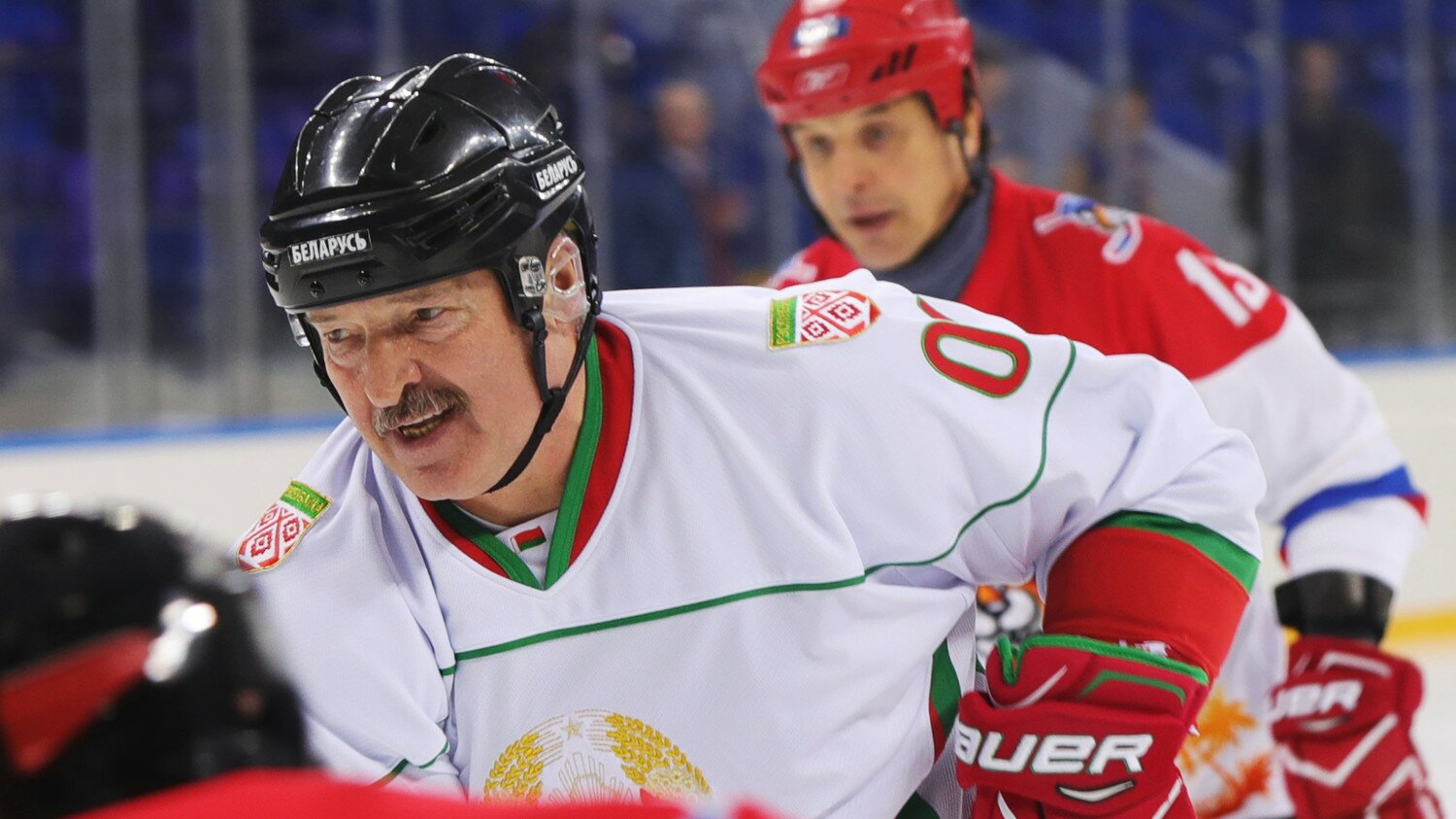 Лукашенко о риске отмены ЧМ по хоккею в Минске: "Мы особо не паримся"