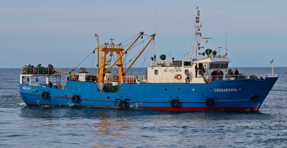 КНДР захватила российское судно: моряков содержат в невыносимых условиях, скоро закончится вода и еда
