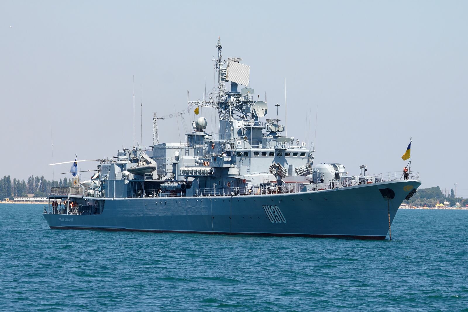 Флагман ВМС Украины "Гетман Сагайдачный" "взял на прицел" военные корабли России